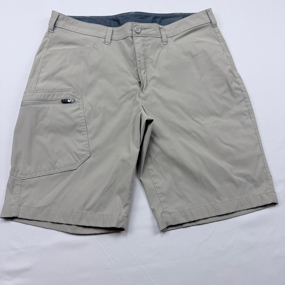 Eddie Bauer Men's Tan Cargo Shorts